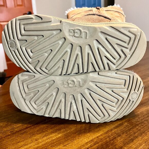 Girl's Tan UGG Australia Maddi II Boots Size 3 EU Size 35 Good Condition - Picture 6 of 6